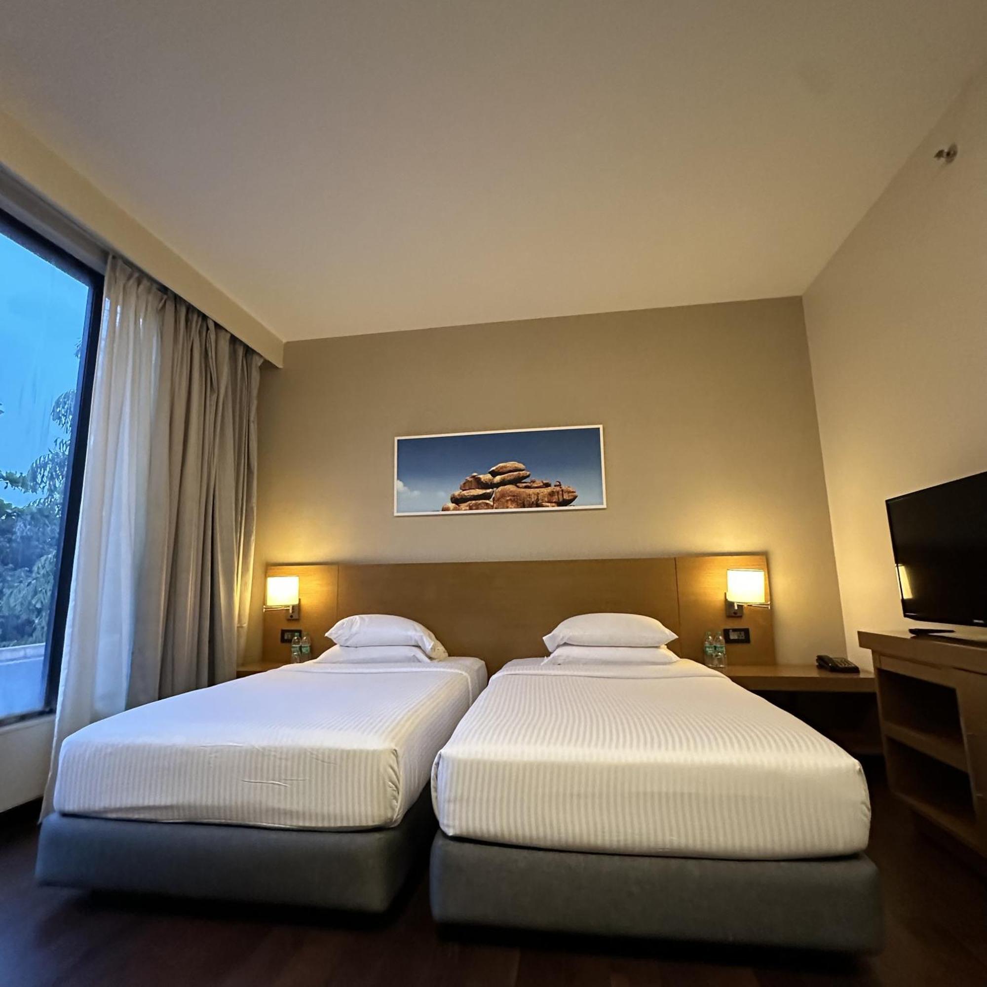 Hyatt Place Hampi Exteriör bild